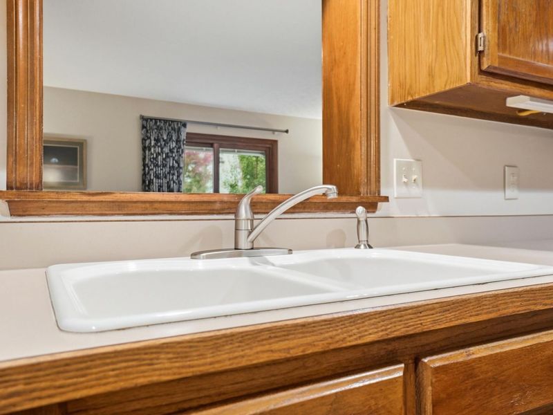 5241 Wood Run Boulevard, Unit 85, Columbus, OH 43220 Photo 11