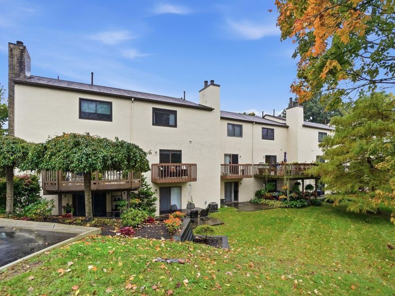 5241 Wood Run Boulevard, Unit 85, Columbus, OH 43220 Photo 24