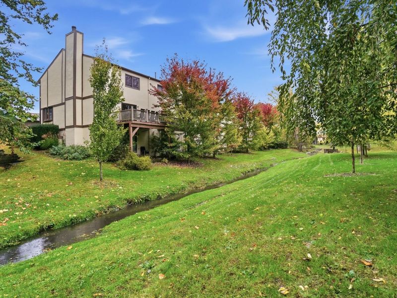 5241 Wood Run Boulevard, Unit 85, Columbus, OH 43220 Photo 28