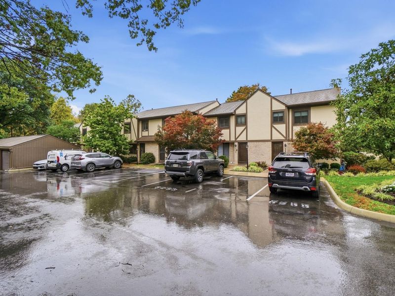 5241 Wood Run Boulevard, Unit 85, Columbus, OH 43220 Photo 31