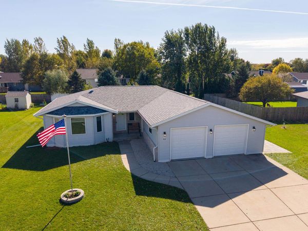 513 Gold Coast Lane, Evansville, WI 53536