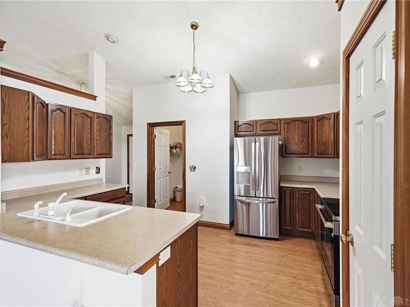 499 Jodee Drive, Xenia, OH 45385 Photo 7