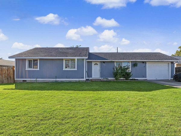 315 N 4th Avenue, Othello, WA 99344