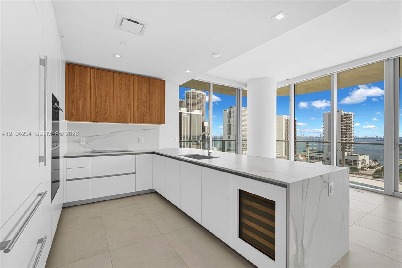 1400 Biscayne Blvd , Unit 1606, Miami, FL 33132 Photo
