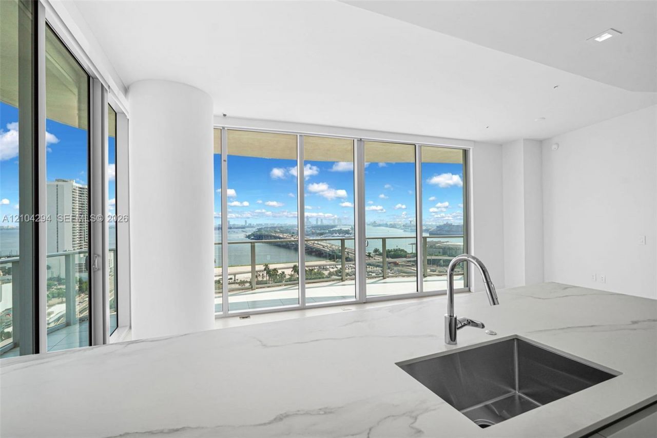 1400 Biscayne Blvd , Unit 1606, Miami, FL 33132 Photo