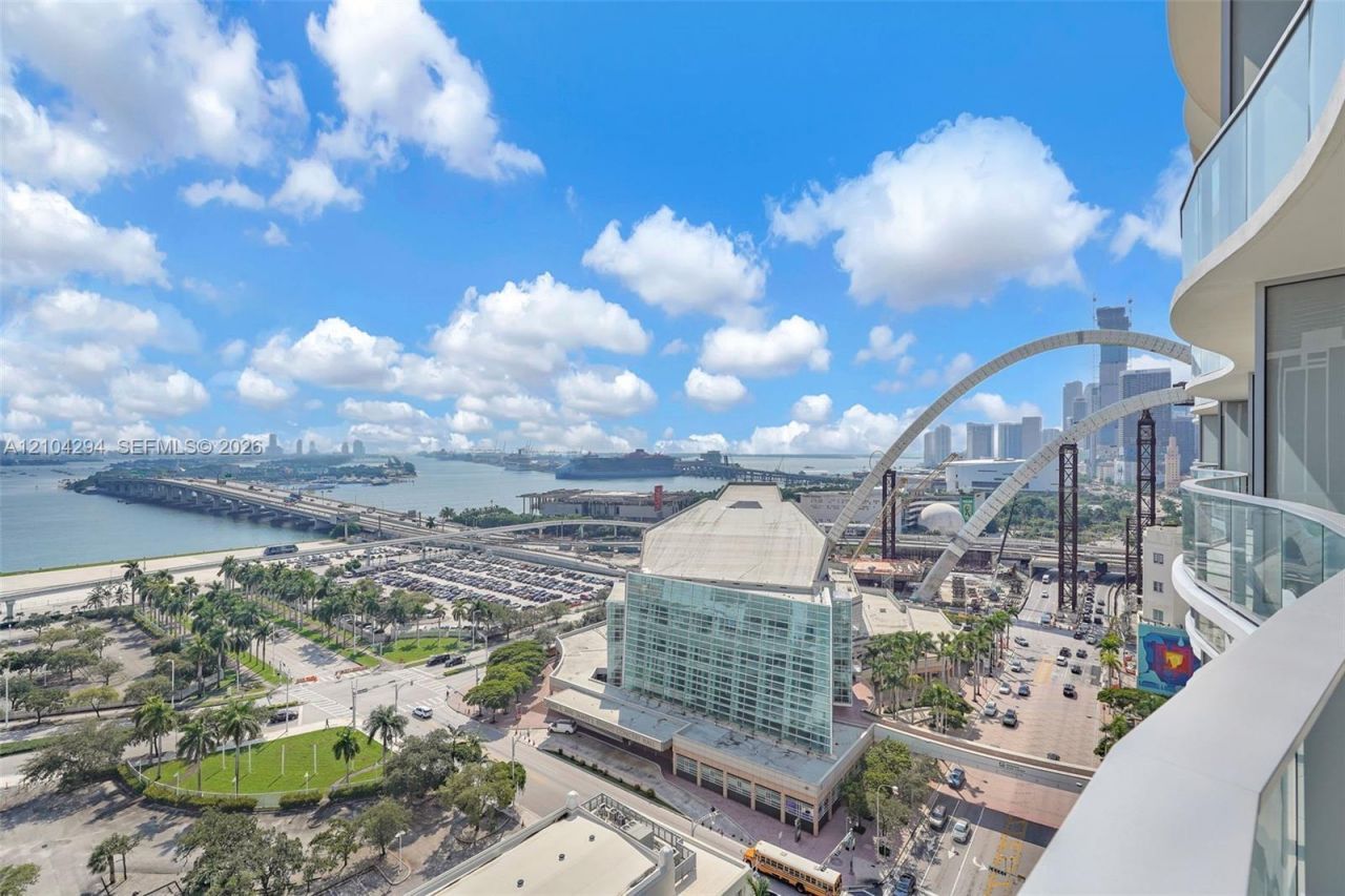 1400 Biscayne Blvd , Unit 1606, Miami, FL 33132 Photo