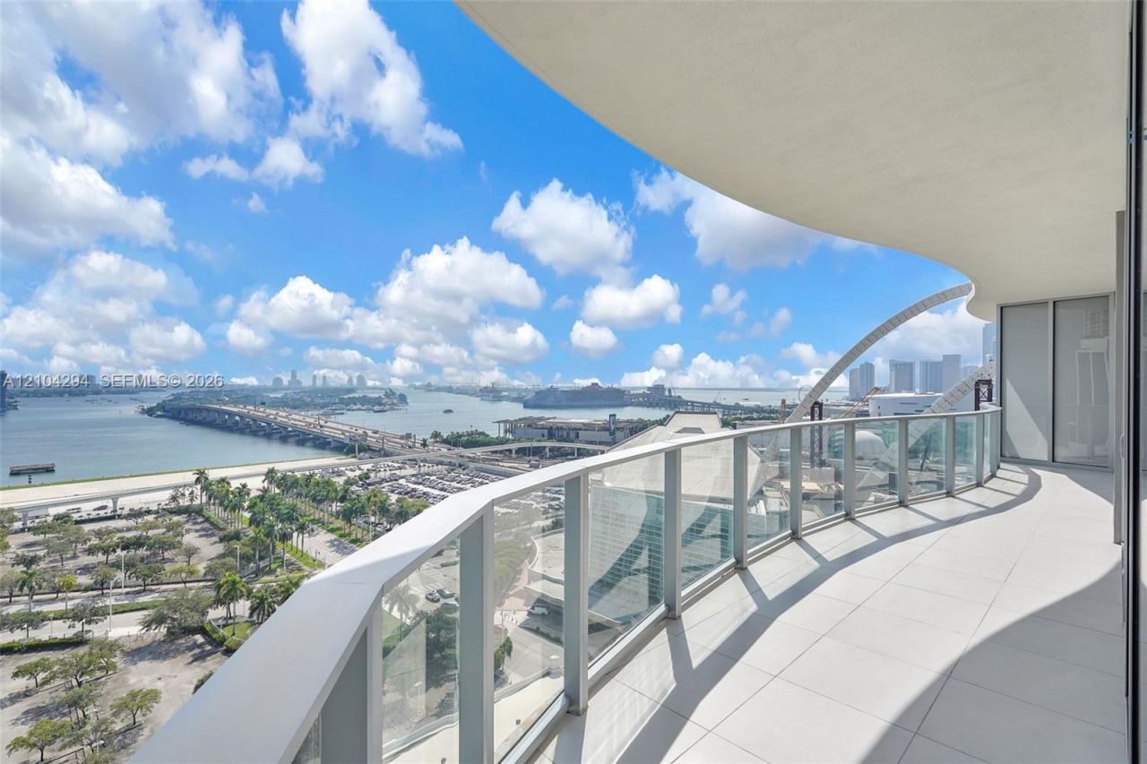 1400 Biscayne Blvd , Unit 1606, Miami, FL 33132 Photo
