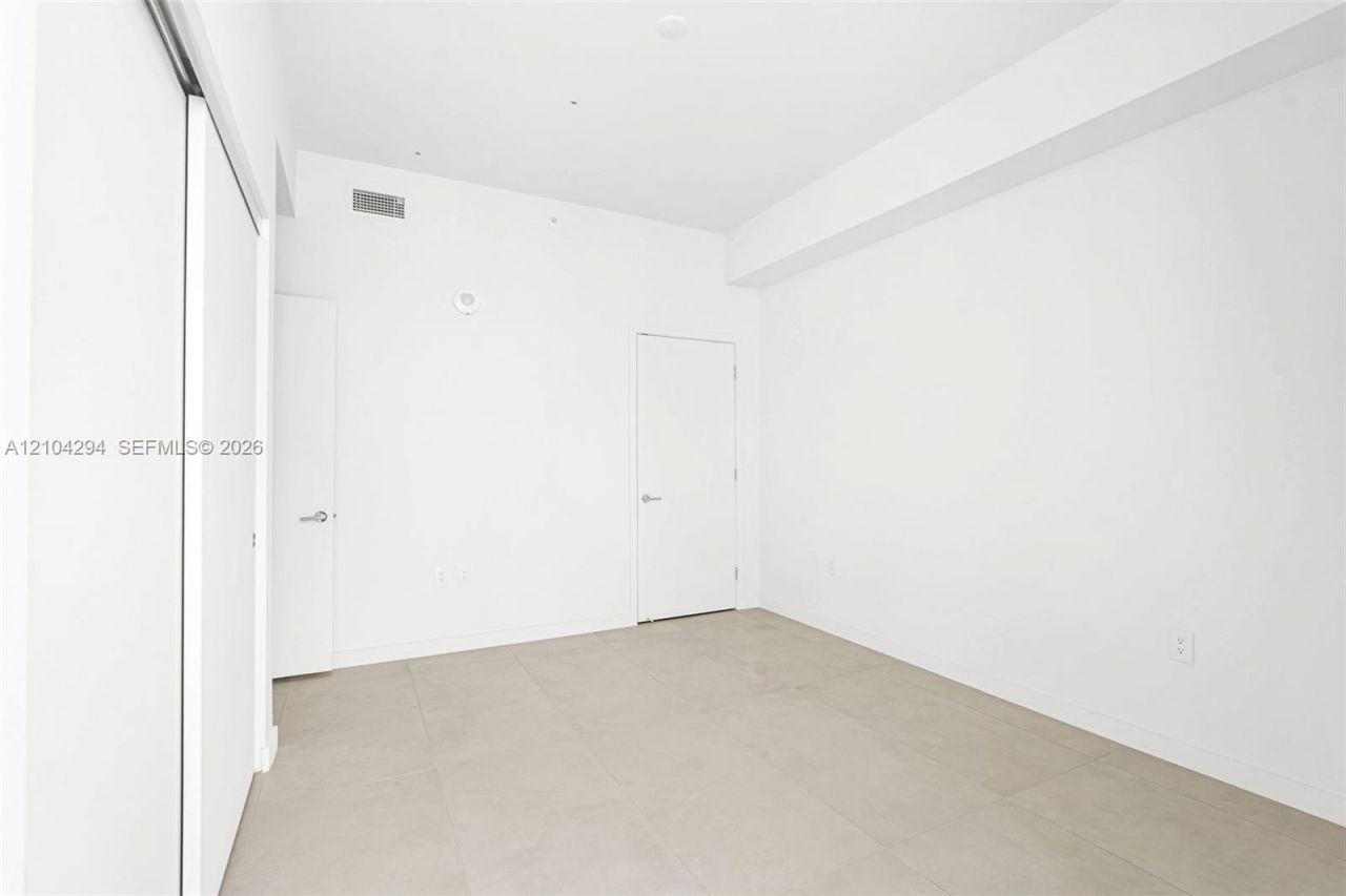 1400 Biscayne Blvd , Unit 1606, Miami, FL 33132 Photo