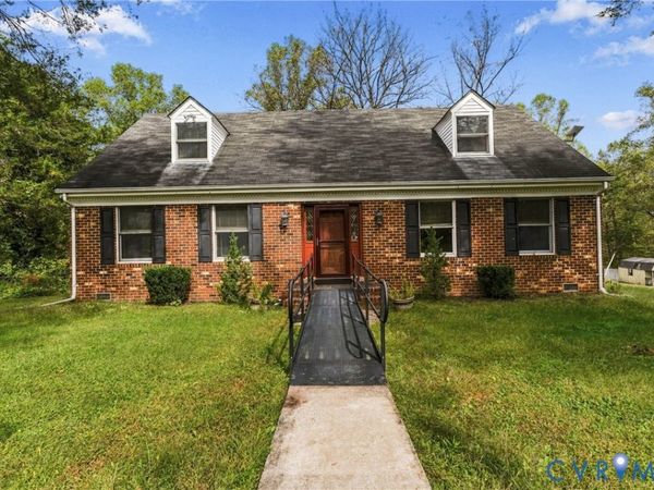 1227 Old Buckingham Road , Powhatan, VA 23139