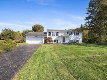 12 Euclid Drive, Macedon, NY 14502