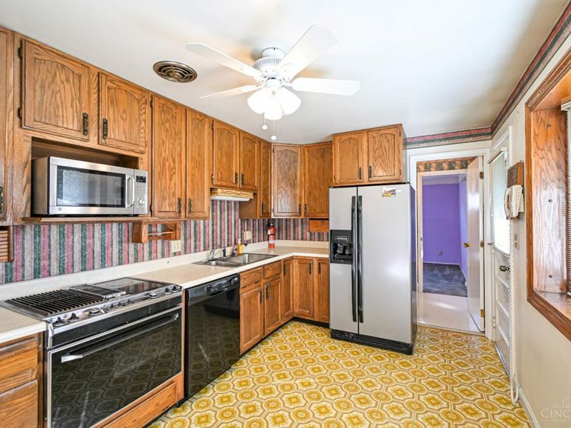 5405 Cleander Drive, Delhi Township, OH 45238 Photo 7