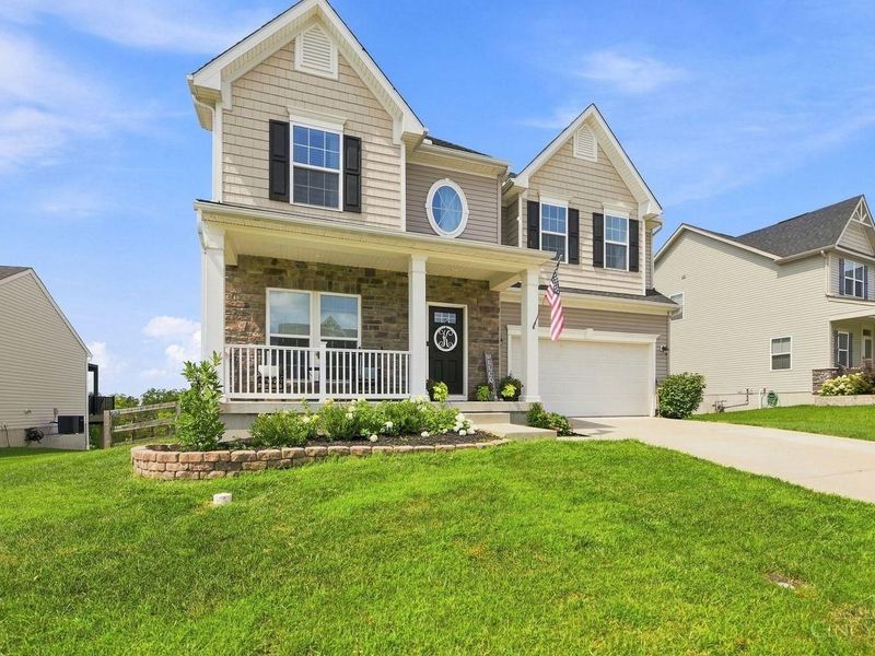 8127 Valley Crossing Drive, Colerain Township, OH 45247 Photo 2
