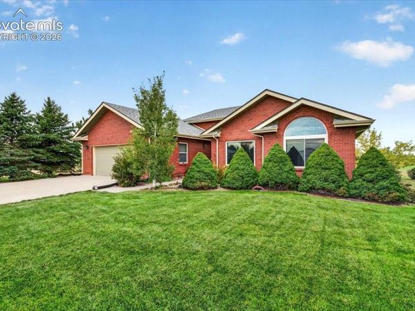 55739 E Apache Place, Strasburg, CO 80136
