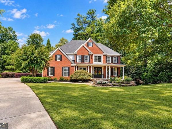 335 Chickering Lake Court, Roswell, GA 30075
