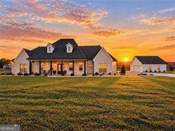 29 Ravenfield Road, Taylorsville, GA 30178