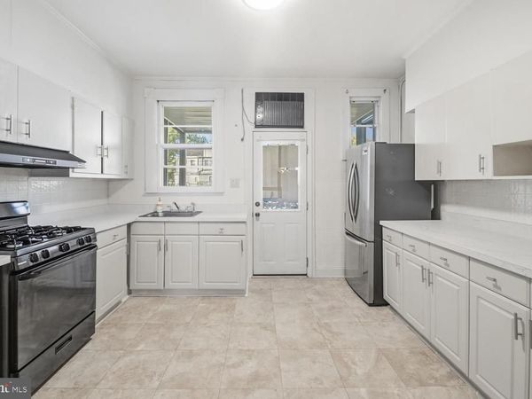110 S COLLINS AVENUE S, BALTIMORE, MD 21229