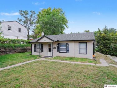 4664-4662 Nebraska Avenue, Omaha, NE 68104