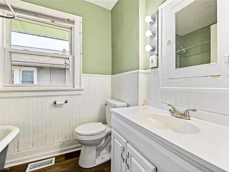 1897 Marks Avenue, Akron, OH 44305 Photo 14