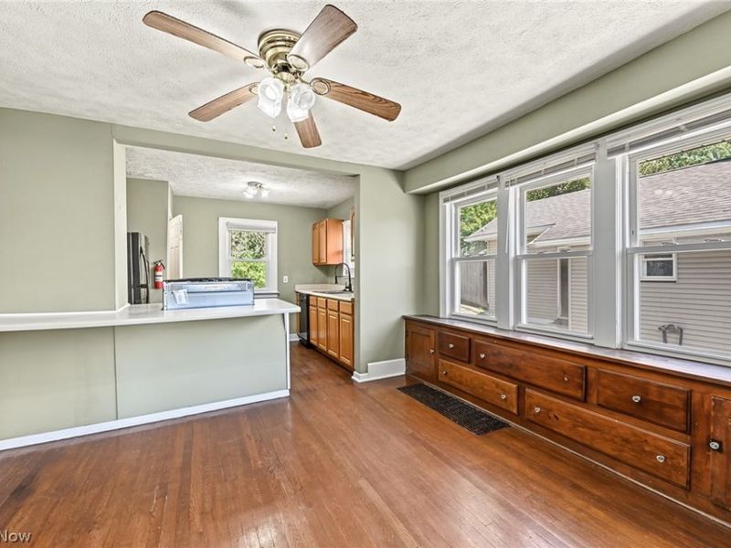 1897 Marks Avenue, Akron, OH 44305 Photo 7