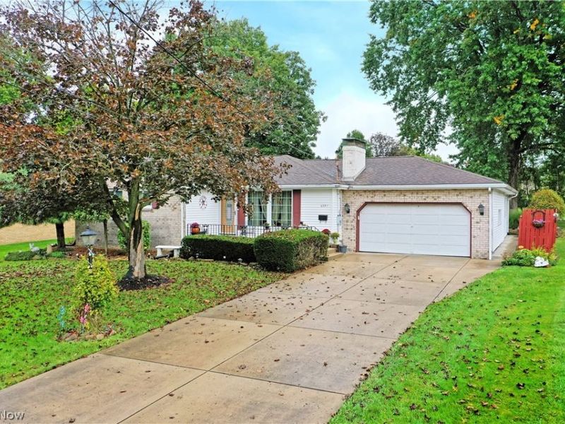 6291 Navajo Place, Poland, OH 44514 Photo 1