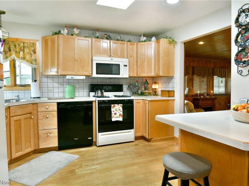 6291 Navajo Place, Poland, OH 44514 Photo 10