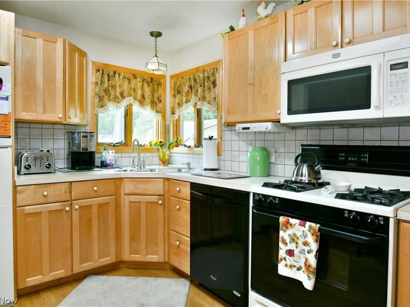 6291 Navajo Place, Poland, OH 44514 Photo 11