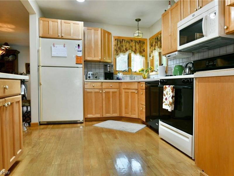 6291 Navajo Place, Poland, OH 44514 Photo 12
