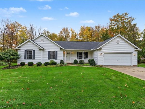 2650 Lacolline Drive , Stow, OH 44224
