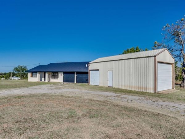 339170 E Highway 62 , Meeker, OK 74855