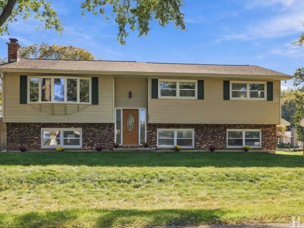 4901 Bonner Drive , McHenry, IL 60050