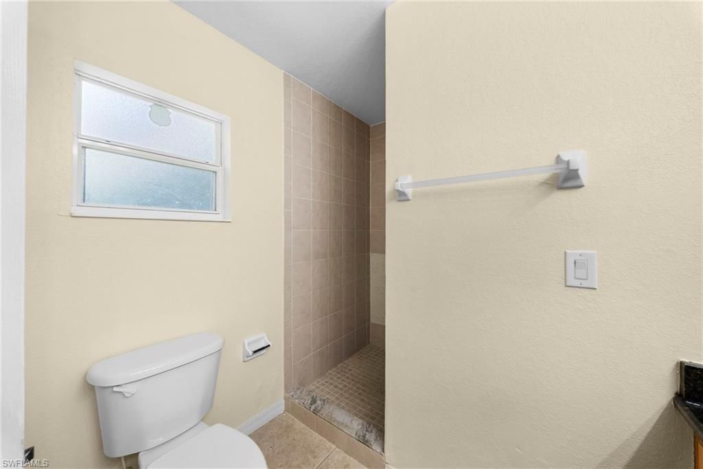 919 Berg St E, Lehigh Acres, FL 33974 Photo