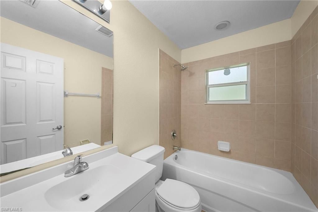 919 Berg St E, Lehigh Acres, FL 33974 Photo