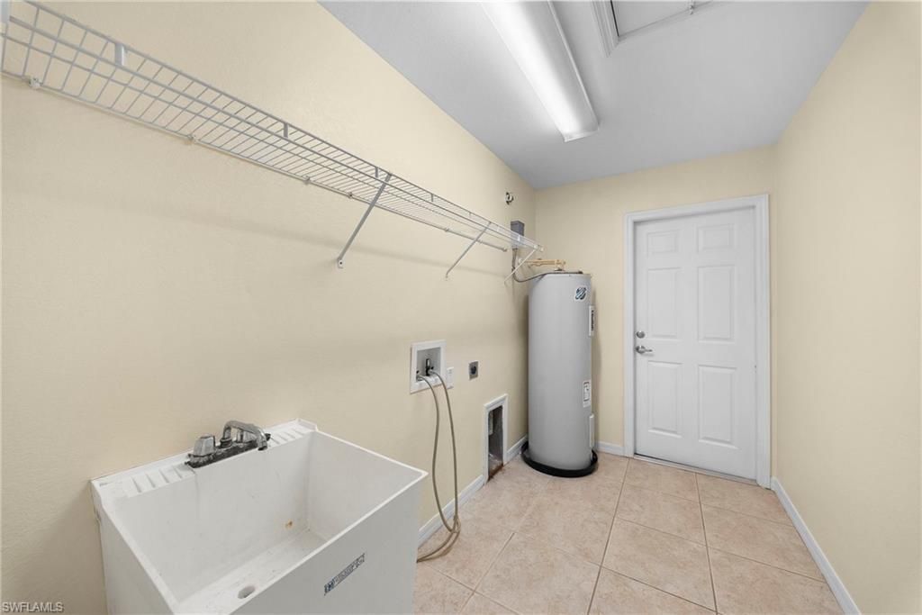 919 Berg St E, Lehigh Acres, FL 33974 Photo