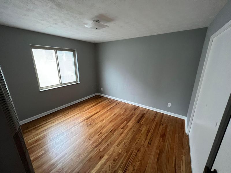 2519 Indianola Avenue, Columbus, OH 43202 Photo 9