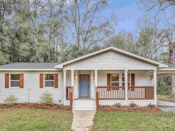 659 Nichols Avenue, Fairhope, AL 36532
