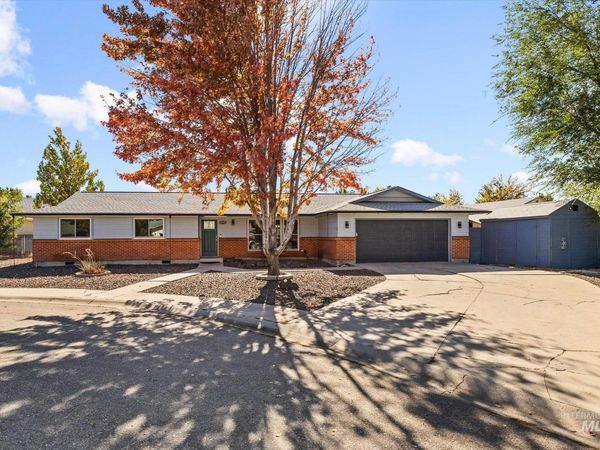 8955 W Sunflower Ct, Boise, ID 83704