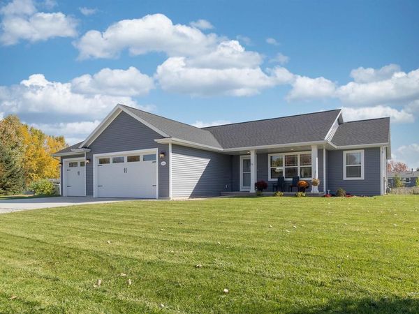 N9026 MARY ELLEN COURT, Brillion, WI 54110