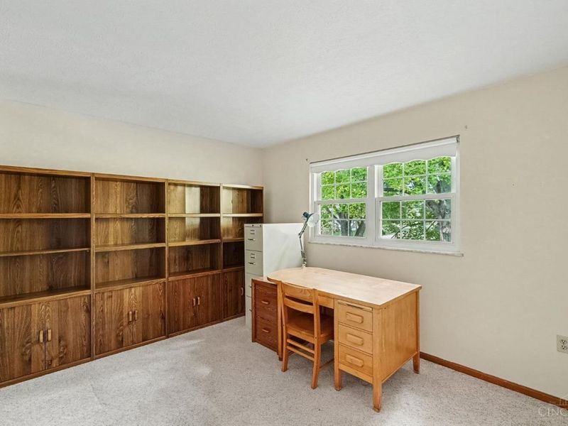 8253 Lake Ridge Drive, West Chester, OH 45069 Photo 19