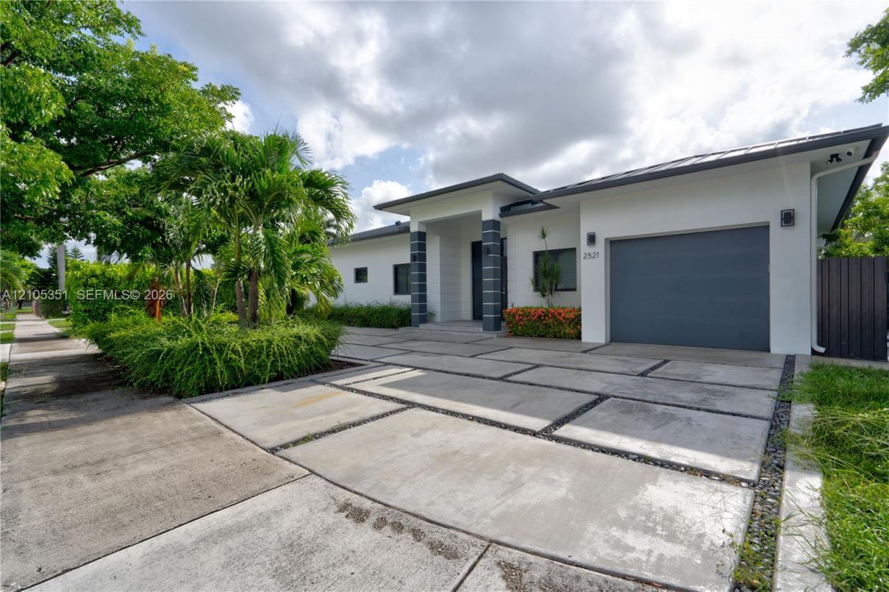 2521 SW 105th Ave , Miami, FL 33165 Photo