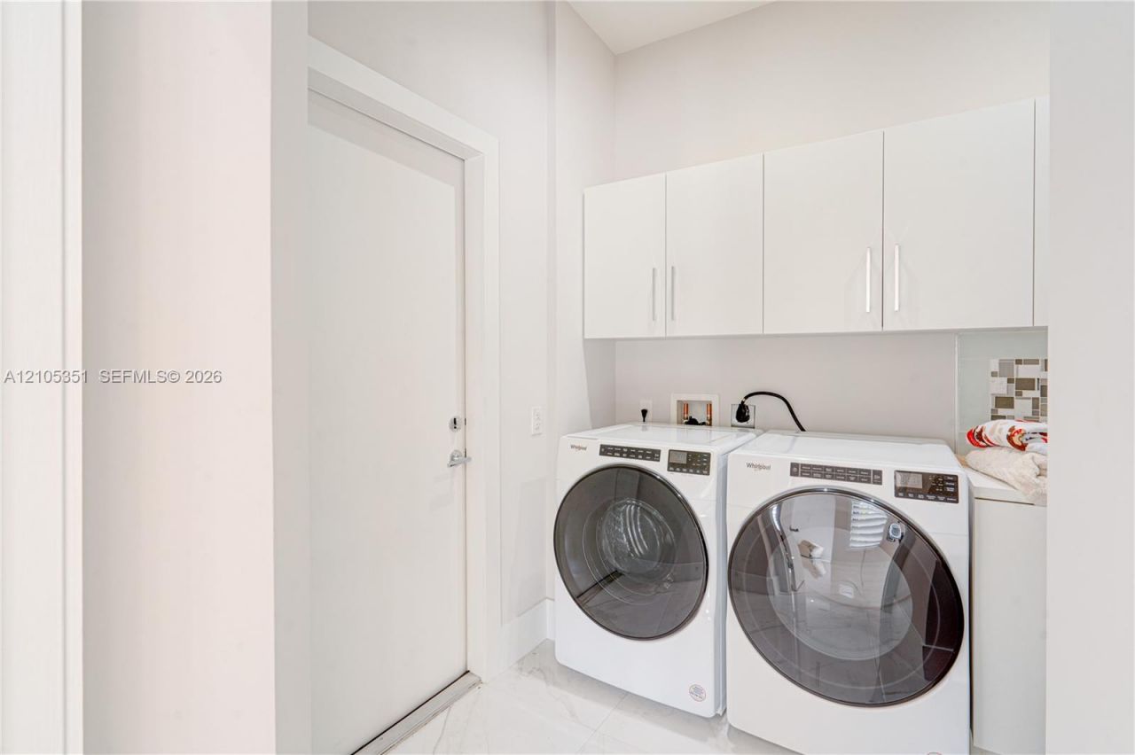 2521 SW 105th Ave , Miami, FL 33165 Photo