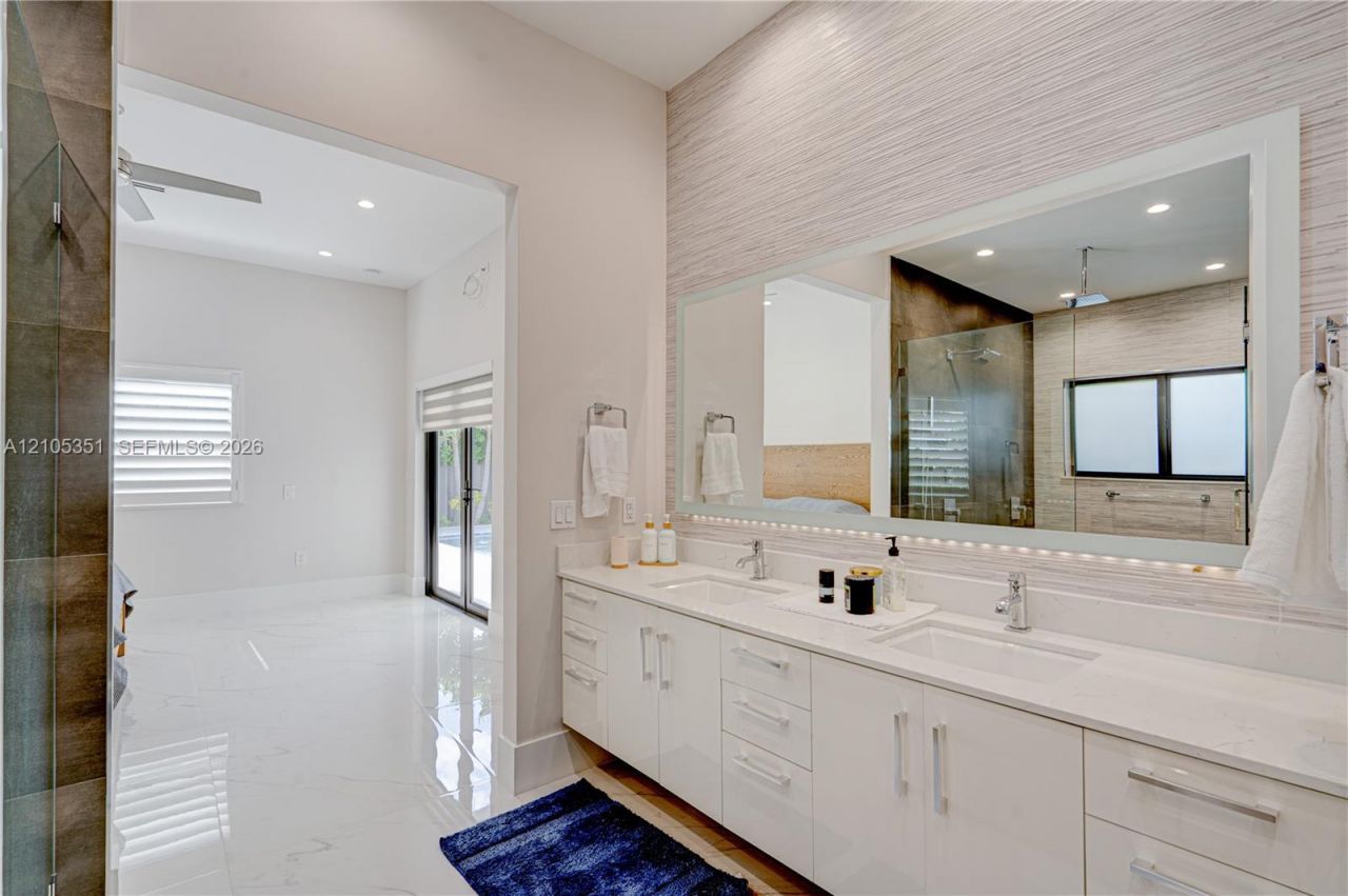 2521 SW 105th Ave , Miami, FL 33165 Photo