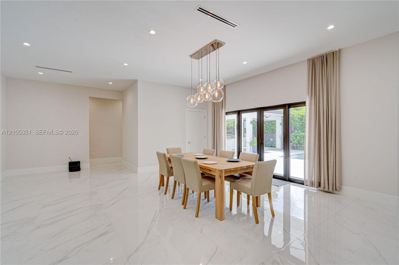 2521 SW 105th Ave , Miami, FL 33165 Photo