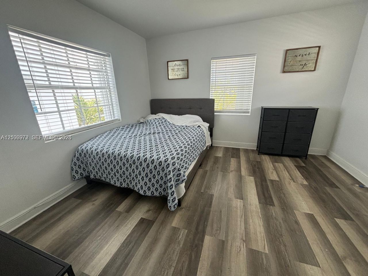 6966 Byron Ave , Unit 203, Miami Beach, FL 33141 Photo