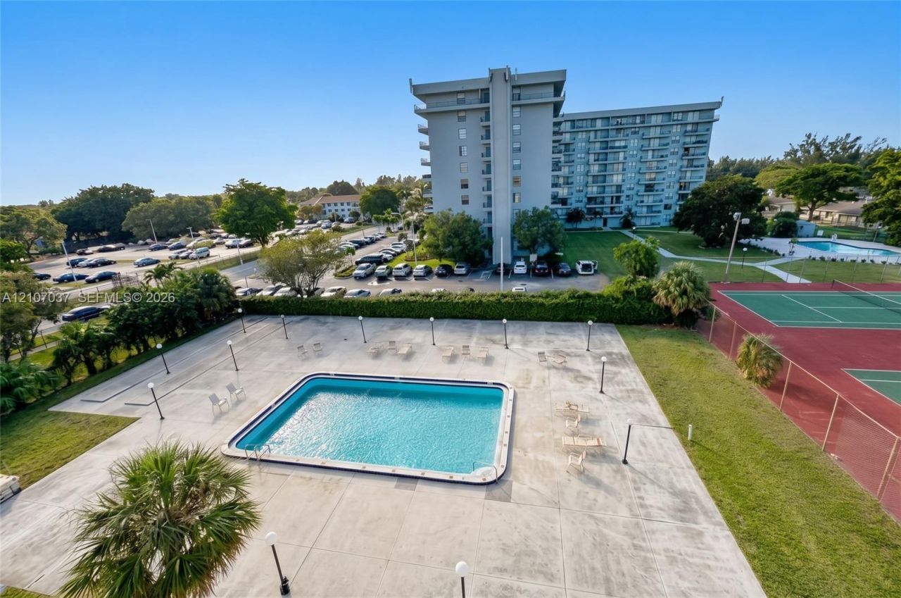 15600 NW 7th Ave, Unit 606, Miami, FL 33169 Photo