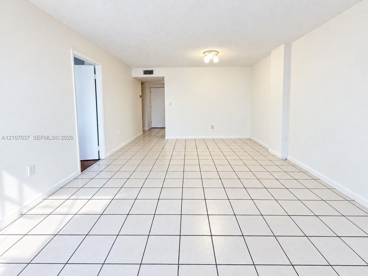 15600 NW 7th Ave, Unit 606, Miami, FL 33169 Photo