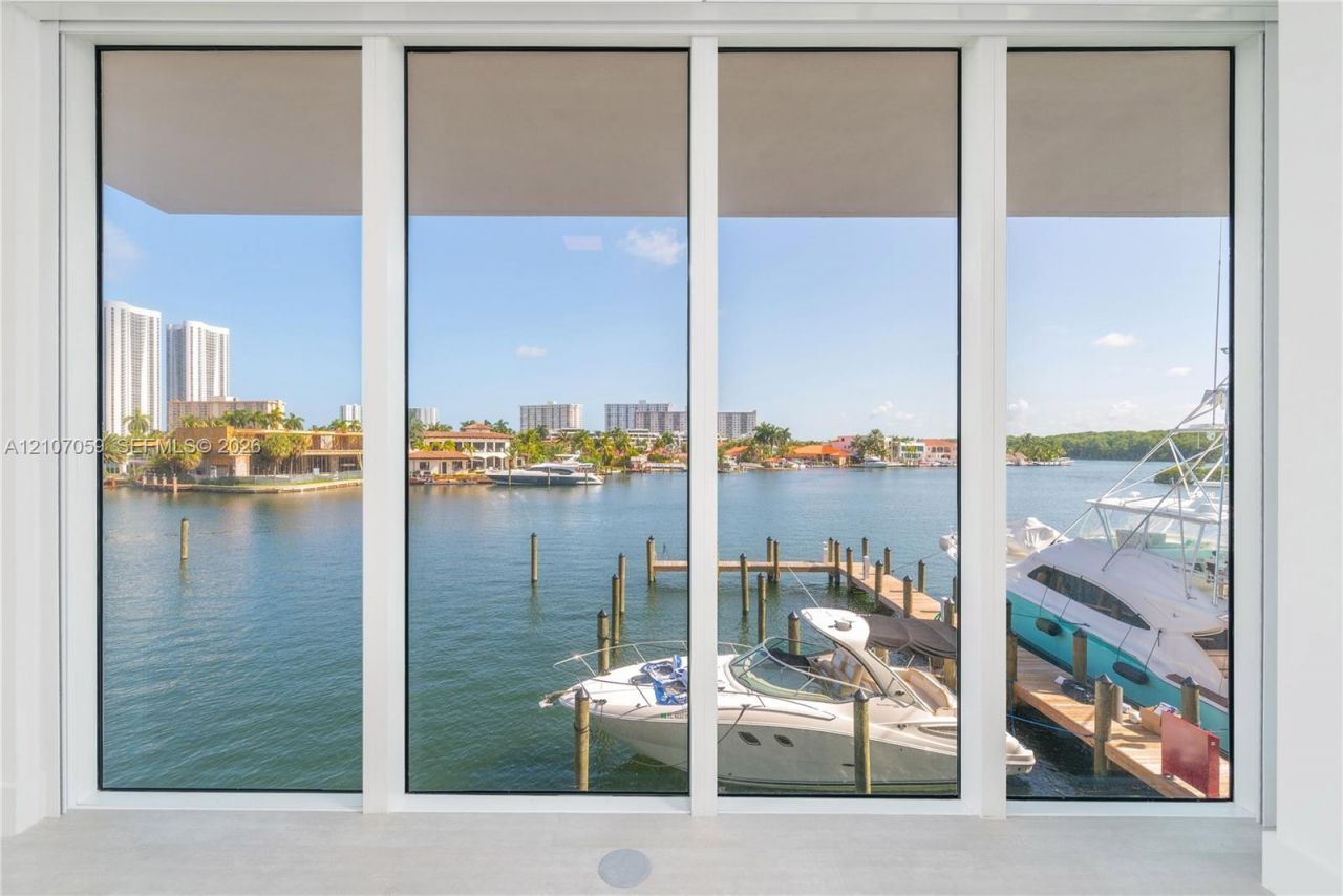 400 Sunny Isles Blvd, Unit 121, Sunny Isles Beach, FL 33160 Photo