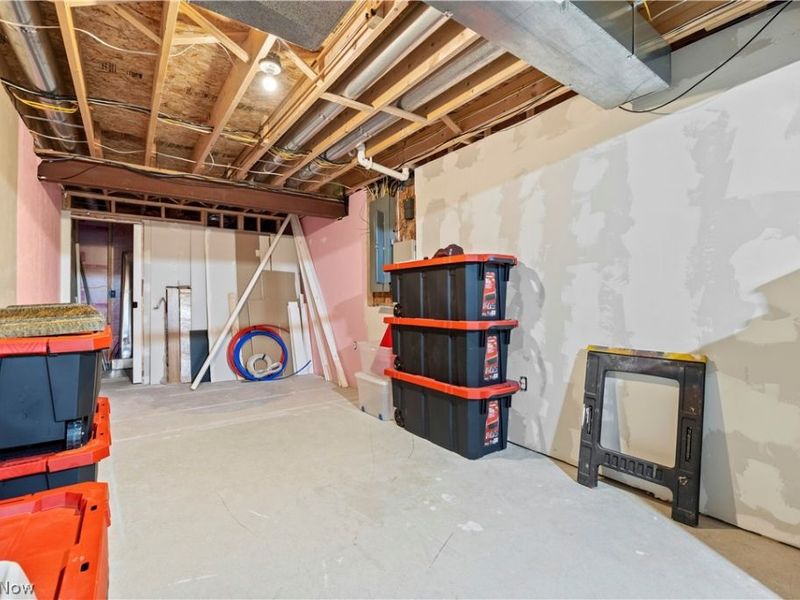 3950 Martins Run Drive, Lorain, OH 44053 Photo 40