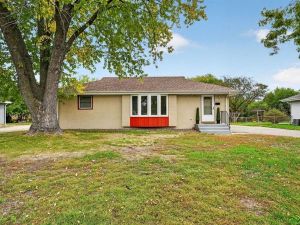 5730 Fremont Avenue N, Brooklyn Center, MN 55430