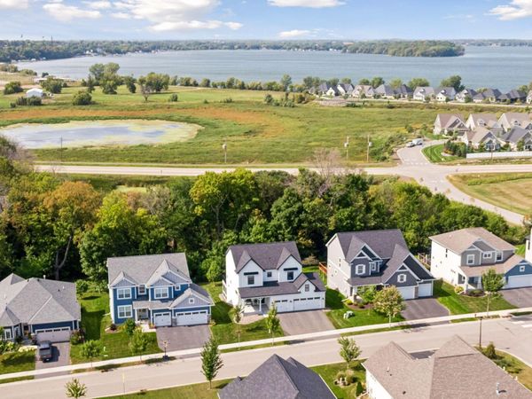 107 Maple Terrace, Waconia, MN 55387