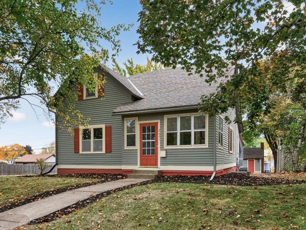 2631 5th Avenue E, North Saint Paul, MN 55109